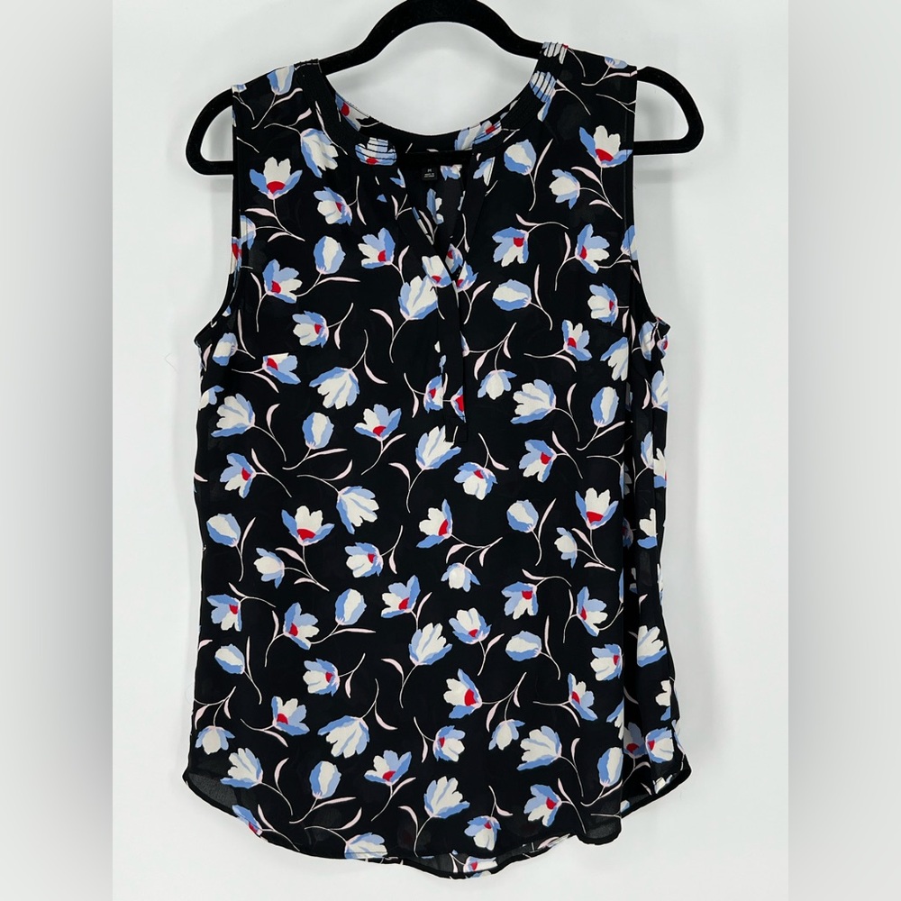 TALBOTS BLACK FLORAL SILKY SOFT TANK IN PRACTICAL POLYESTER VERSATILE AND BREEZY